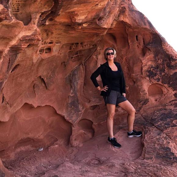 Meet your Posher, Crystal - Picture 1 of 1